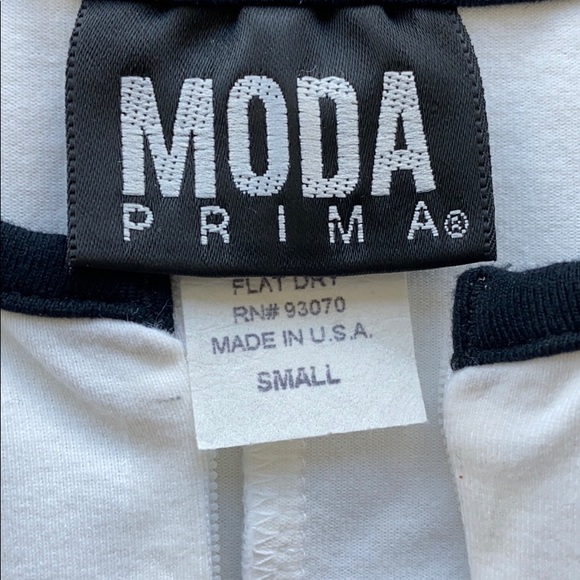 Moda Prima Zip Up Tank - Picture 2 of 2